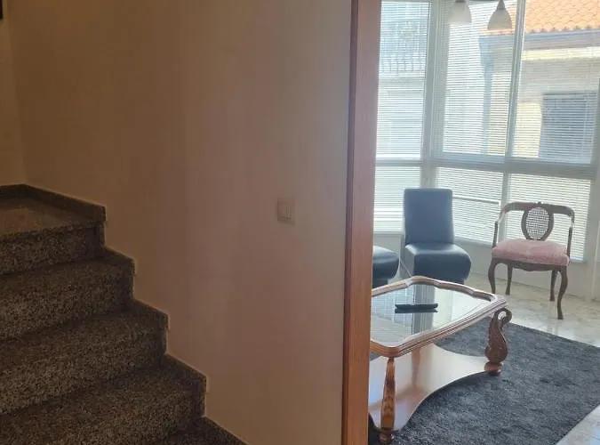 Triplex Corral * O Grove